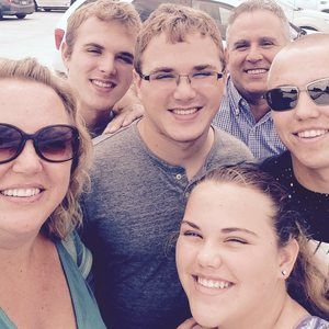 Meet your Posher, Lynette